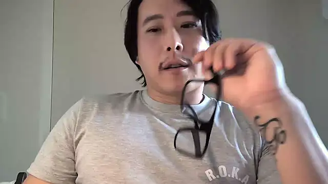 jin-sakura Webcamshow