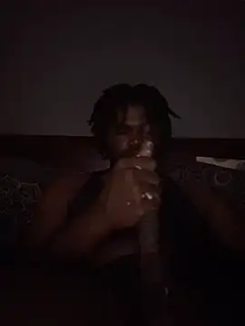 hitdaspot90 Show Webcam