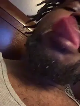 hitdaspot90 Webcam Show