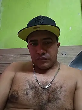 yulner_discplay Webcam show