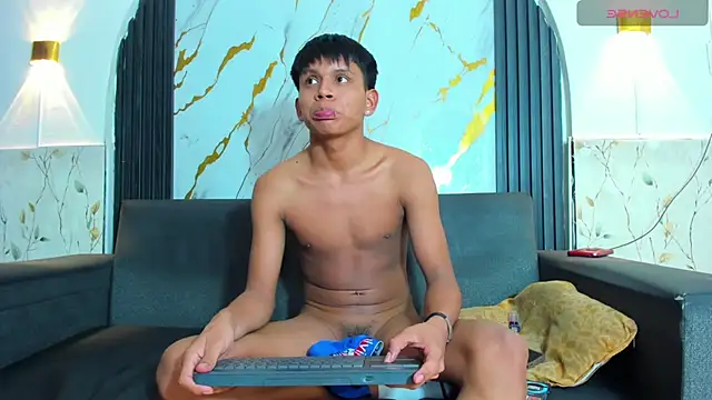 Nccouple_bless Webcam-Show