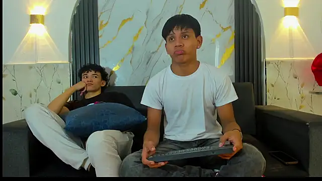 Nccouple_bless Webcam Show