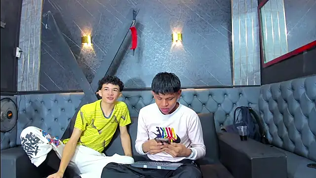 Nccouple_bless webcam show