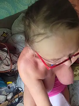 Živá chatovací místnost Hot-Muci