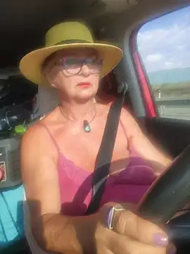 Hot-Muci webcam show