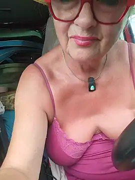 Hot-Muci's Webcam Show