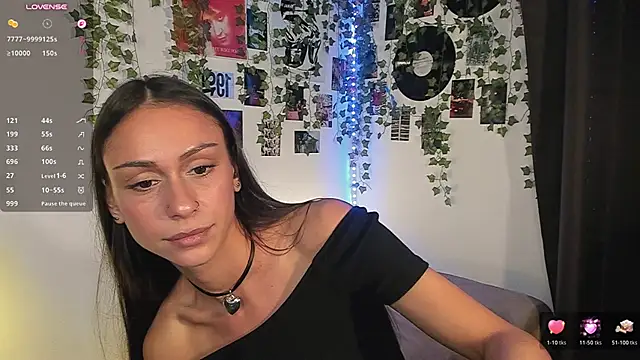 tinnymolly – Kamerová šou