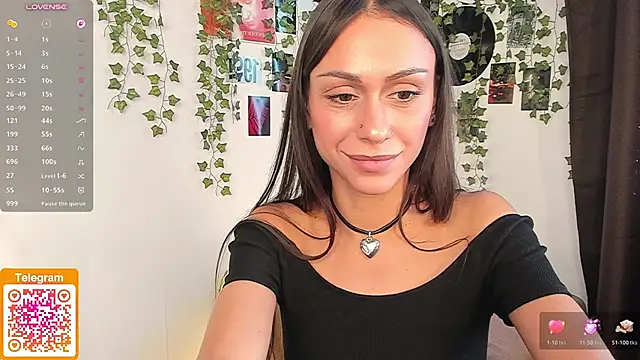 Pertunjukan Kamera Web tinnymolly