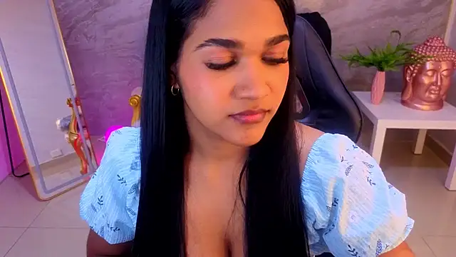 JadeRose_sのライブXXXチャット