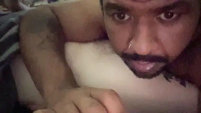 THEFOXESDEN3 Webcam show