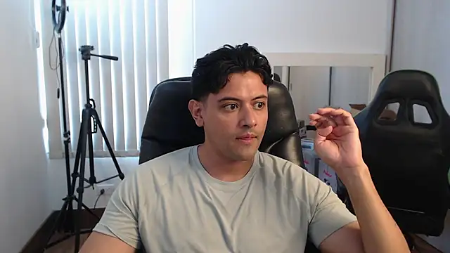 Reese1721 Pertunjukan Webcam