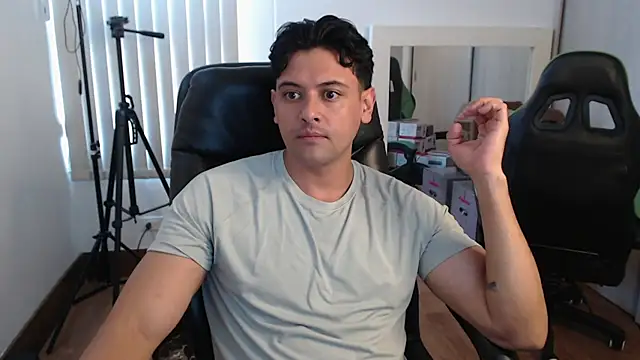 Reese1721 Show Webcam