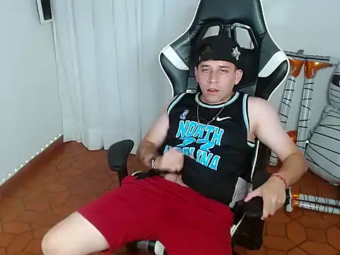 Show modela 420Liam na web-kameri