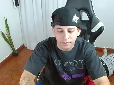 420Liam Show in webcam
