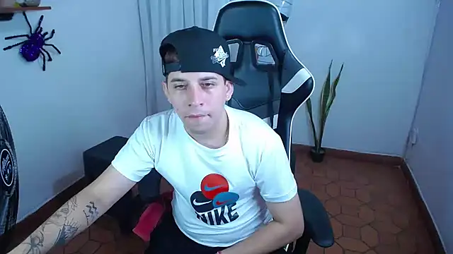 420Liam Show in webcam