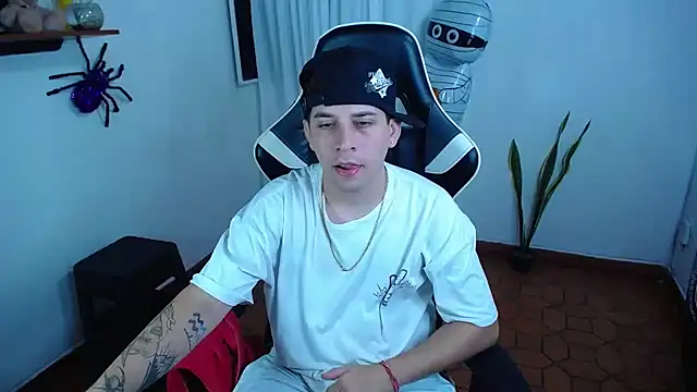 420Liam Show in webcam