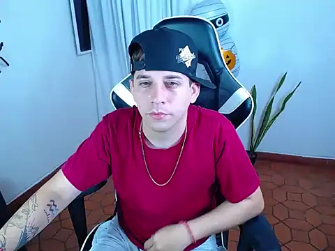 Show modela 420Liam na web-kameri