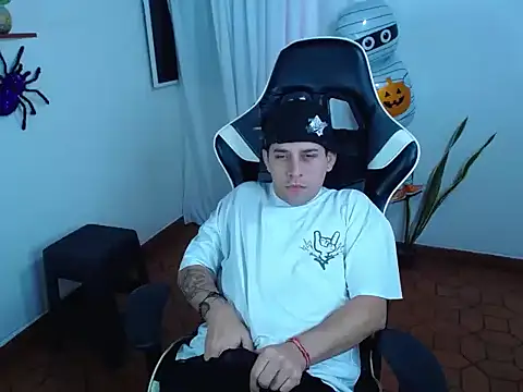 420Liamn Webbikameraesitys
