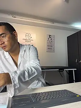 Maxximo_Stonen Webbikameraesitys