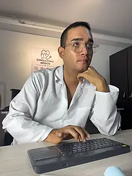 Maxximo_Stonen Webbikameraesitys