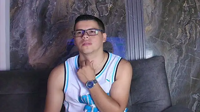 Luke_Conorr Show Webcam