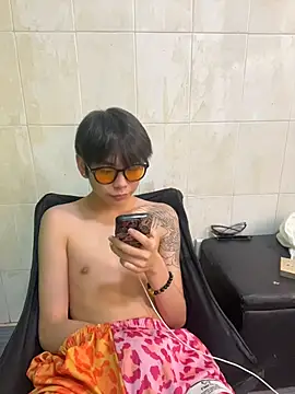 DDD_17 ওয়েবক্যাম শো