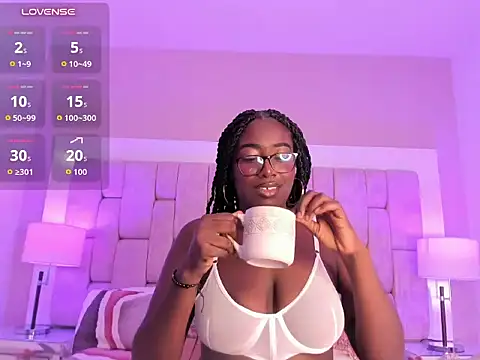 SheylaMunn webcam show