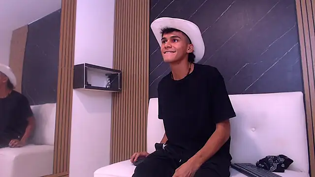 El_Hermetico 网络视讯表演