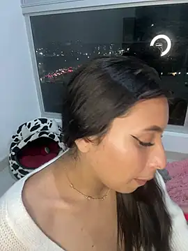 yul-nova's Webcam Show