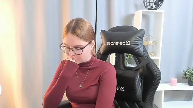 LacieEverding Chat XXX live