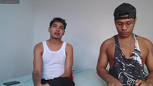 PaulXLeonhz webcam show