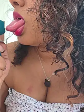 spicy-Queen1 Webcamshow