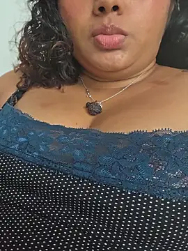 spicy-Queen1 webcam show