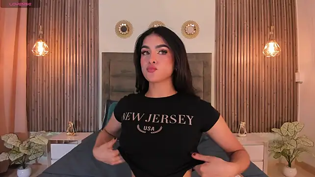 AntonellaParis1_ Adlı Modelin Web Kamerası Şovu
