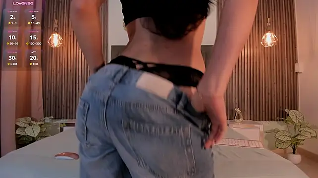 AntonellaParis1_ Adlı Modelin Web Kamerası Şovu