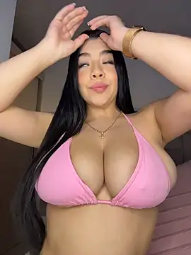 XXX chat uživo modela HannaHoffmann