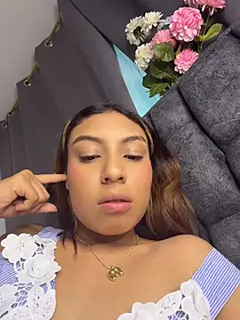 Show modela Amaranta_montiel na web-kameri