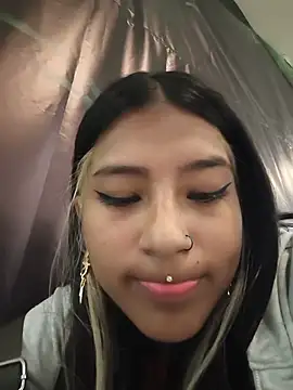 Show de CAATIISQUIIRT0 na webcam