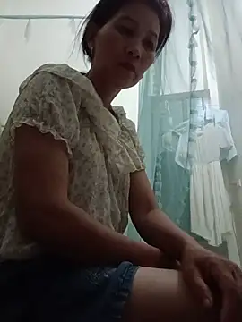 Lukna_77 网络视讯表演