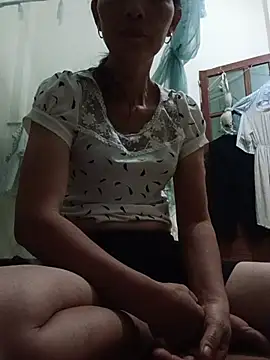 Lukna_77 在線直播表演