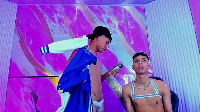SEXY_GUYS_NO_LIMITS Webcamshow