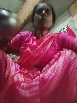 Chat XXX ao vivo de Komalrani2