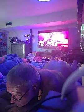 Opfree10 Webcam Show