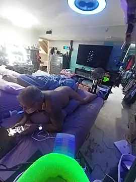 Opfree10 Webcam show