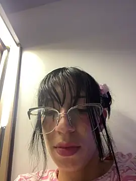 Strawberry_Honey_03 Webcam-Show