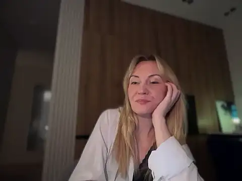 Nymerisse's Webcam Show