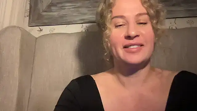 Myravessa 라이브 XXX 채팅