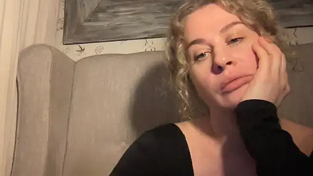 Myravessa Live XXX-chat