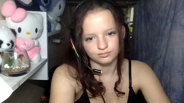 Chatroom XXX en direct de aleyesonme