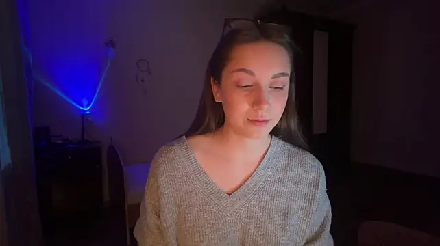 CortneyMontaluo Show in webcam